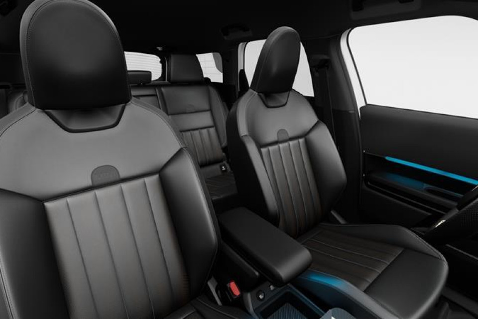 2027 MINI Countryman - Image 12