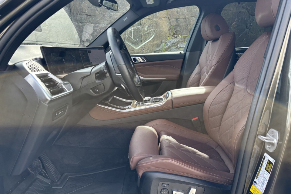 2024 BMW X5 - Image 11
