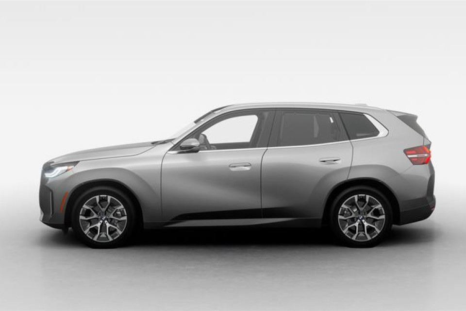 2026 BMW X3 - Image 4