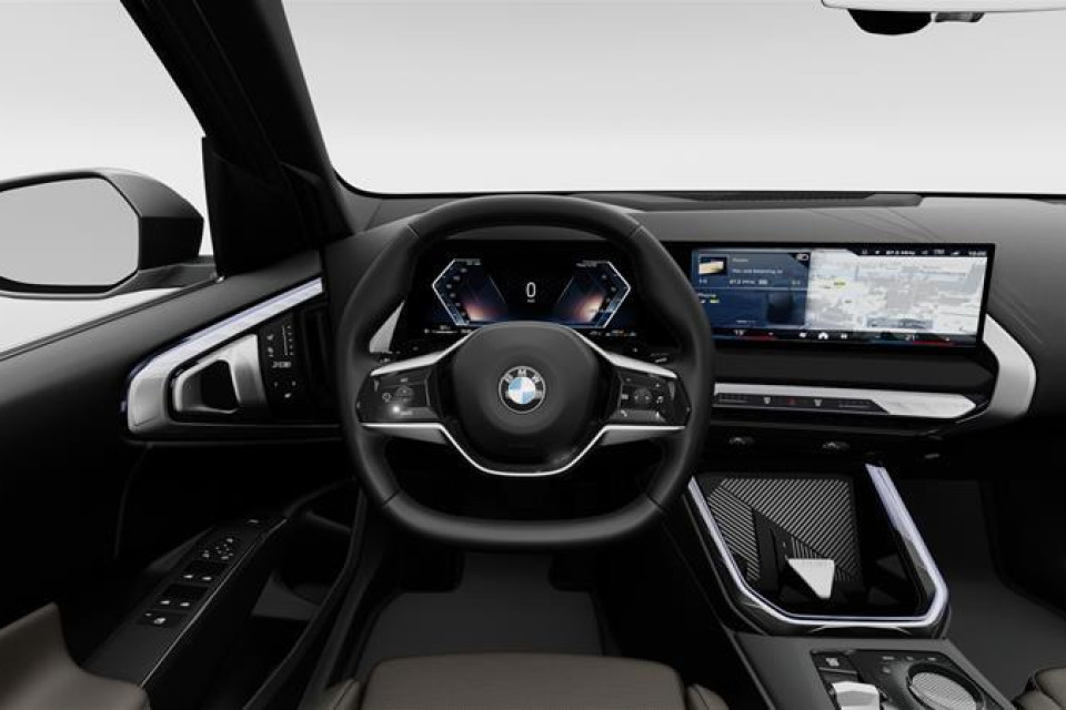 2026 BMW X3 - Image 13