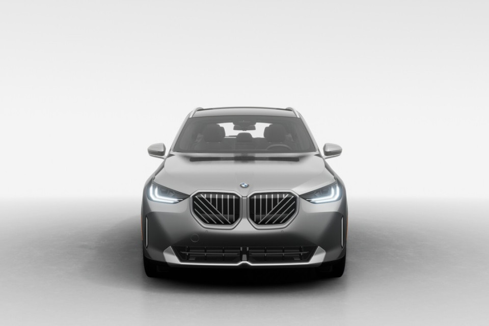 2026 BMW X3 - Image 3