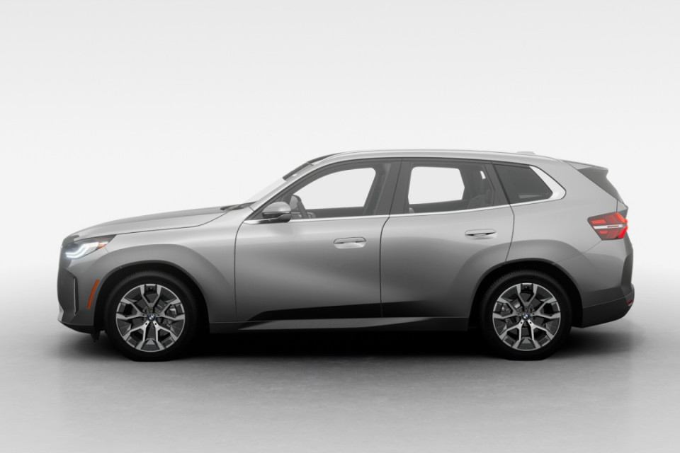 2026 BMW X3 - Image 4