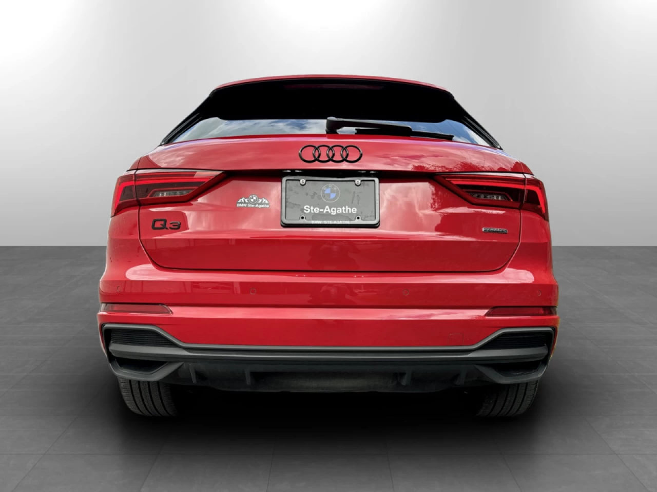 2023 Audi Q3 - Image 5