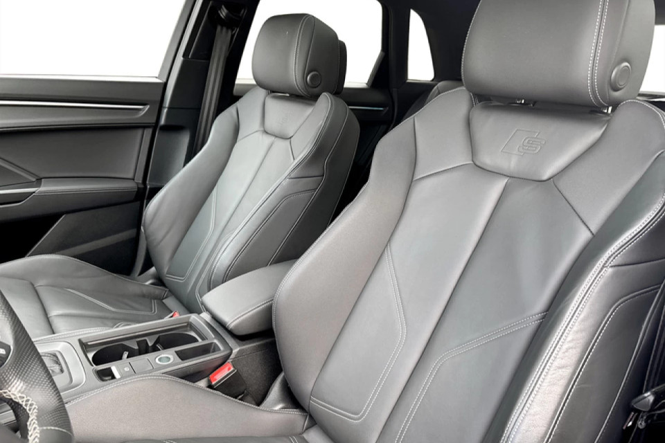 2023 Audi Q3 - Image 7
