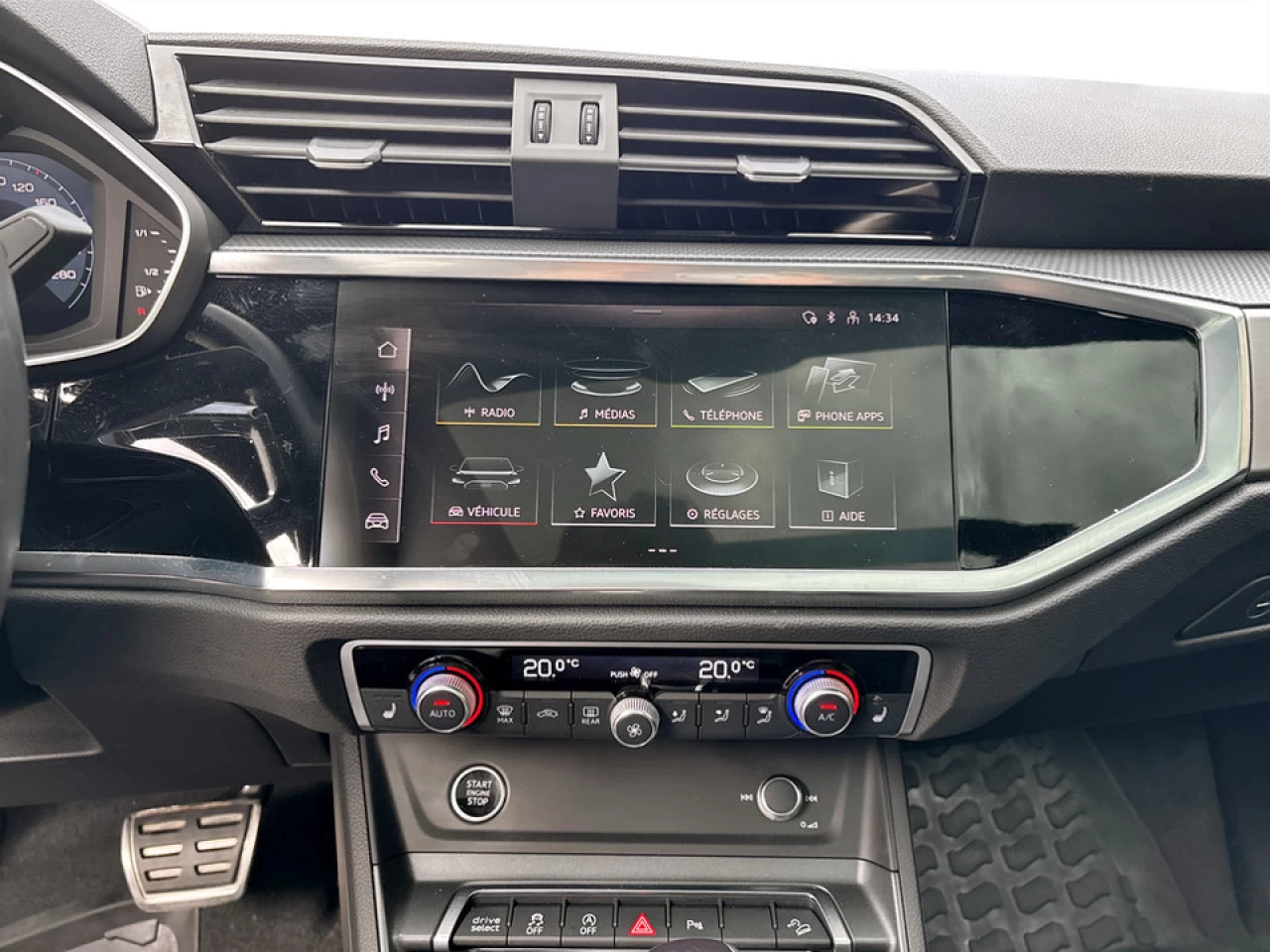 2023 Audi Q3 - Image 9