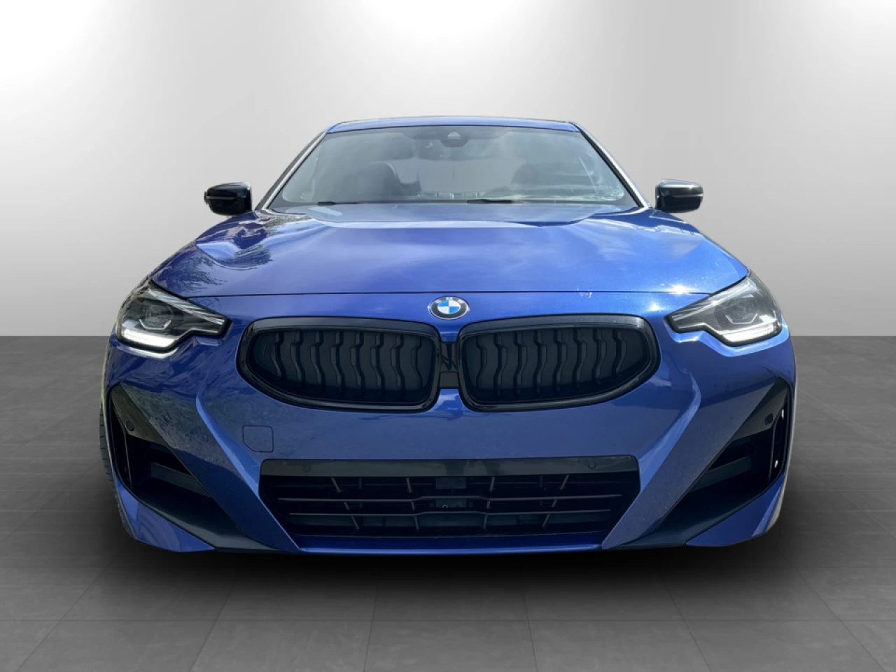 2023 BMW 230i xDrive - Image 4