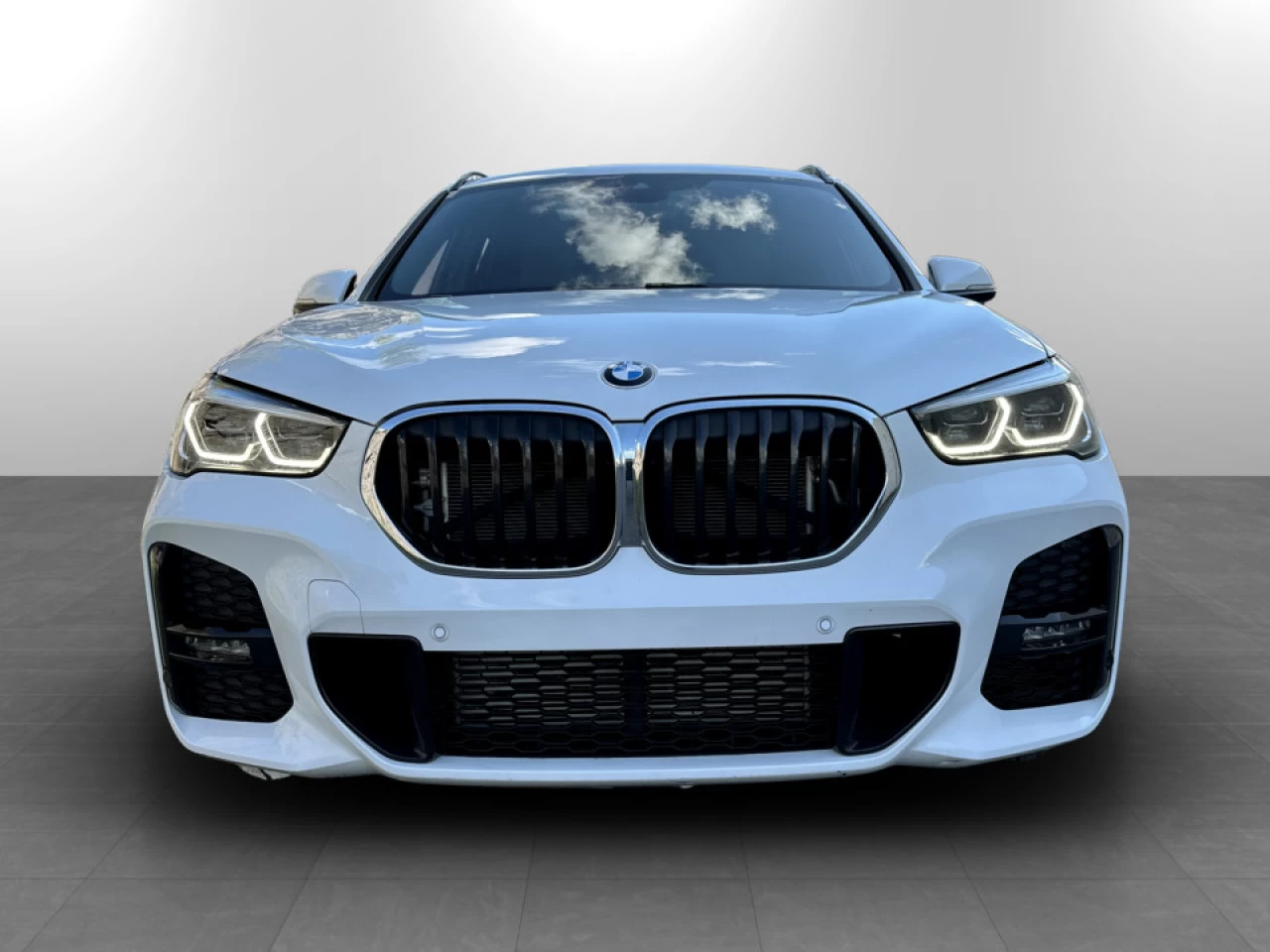 2020 BMW X1 - Image 4