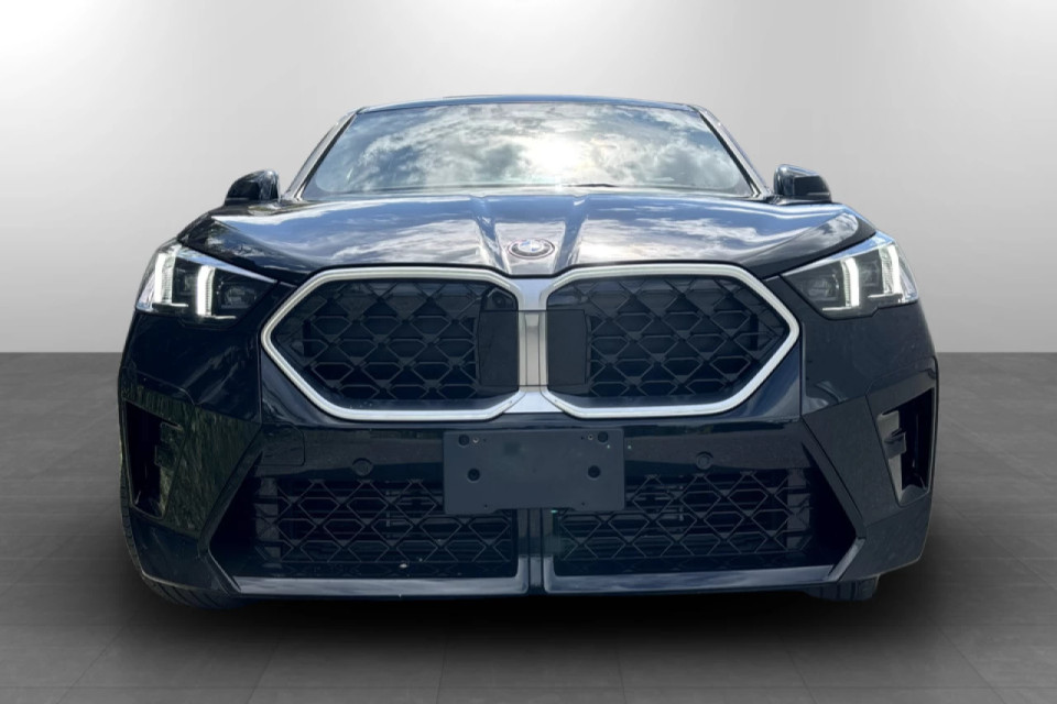 2025 BMW X2 - Image 4