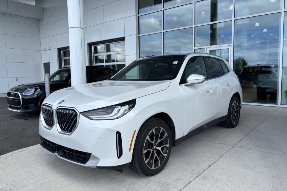 2025 BMW X3 - Image 1
