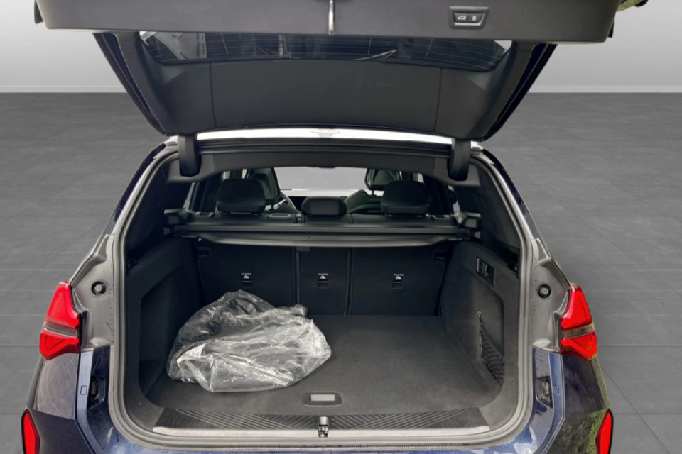 2025 BMW X3 - Image 6