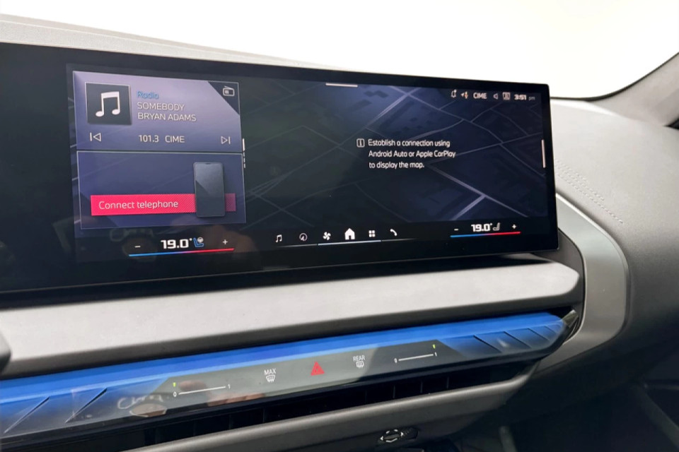 2025 BMW X3 - Image 16