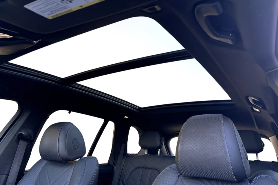 2023 BMW X5 - Image 8