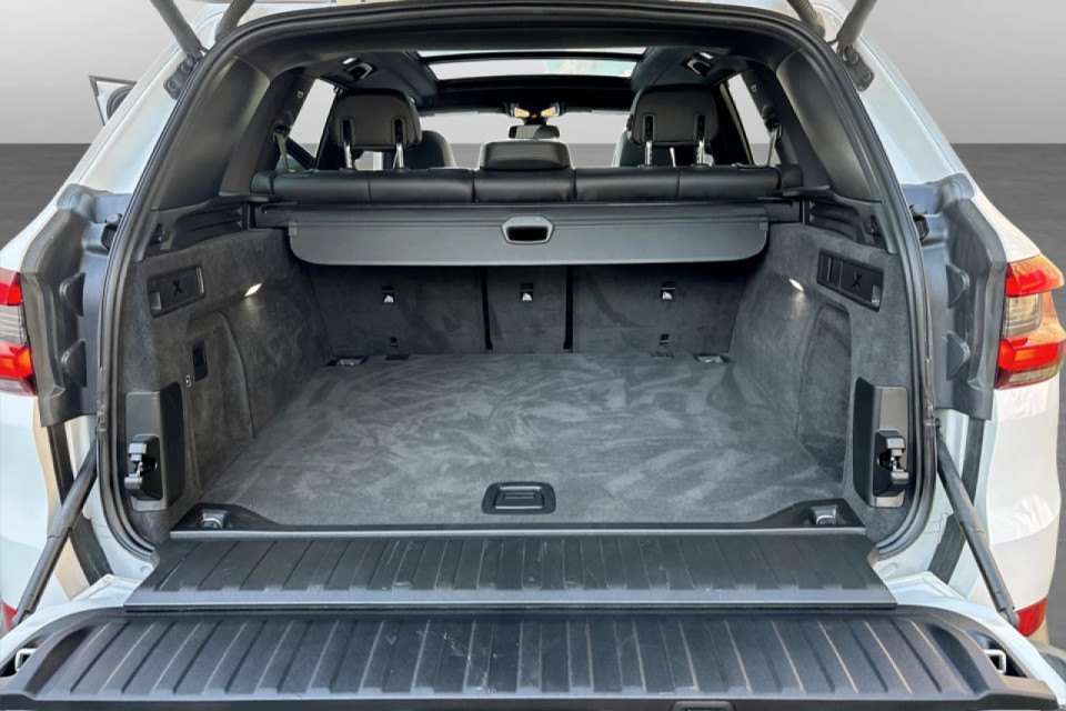 2023 BMW X5 - Image 13