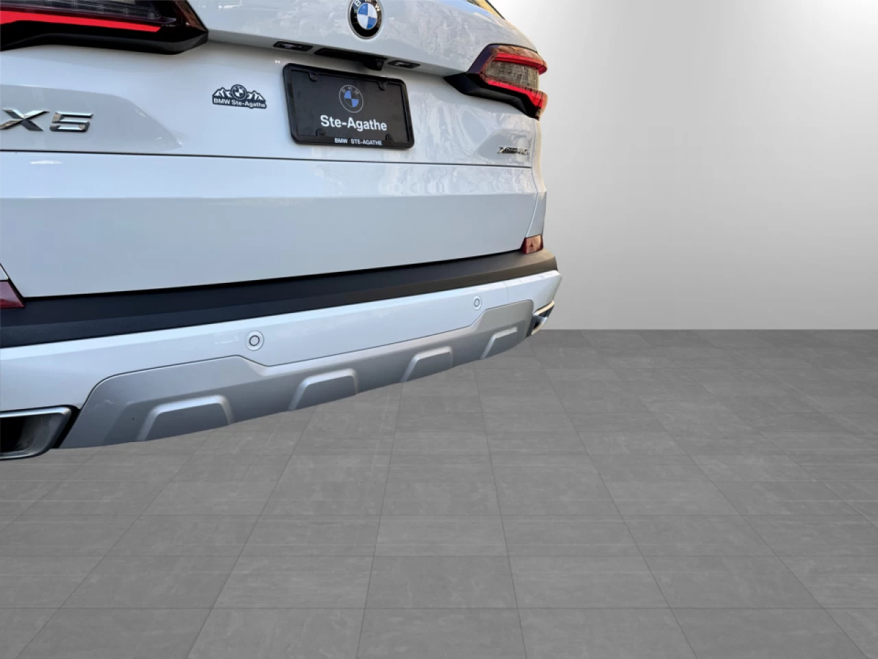 2023 BMW X5 - Image 14