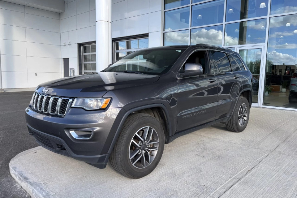2021 Jeep Grand Cherokee - Image 2