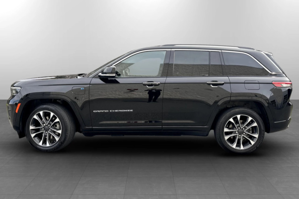 2022 Jeep Grand Cherokee 4xe - Image 2