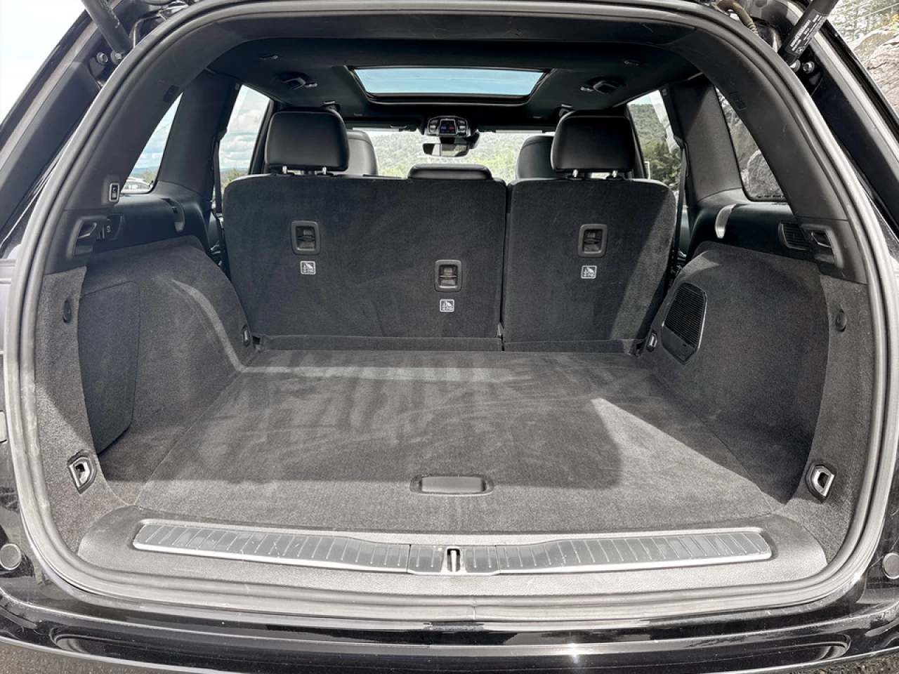 2022 Jeep Grand Cherokee 4xe - Image 13