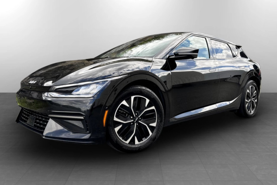 2023 Kia EV6 - Image 1
