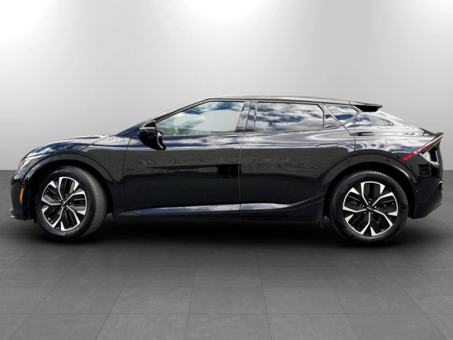 2023 Kia EV6 — 2