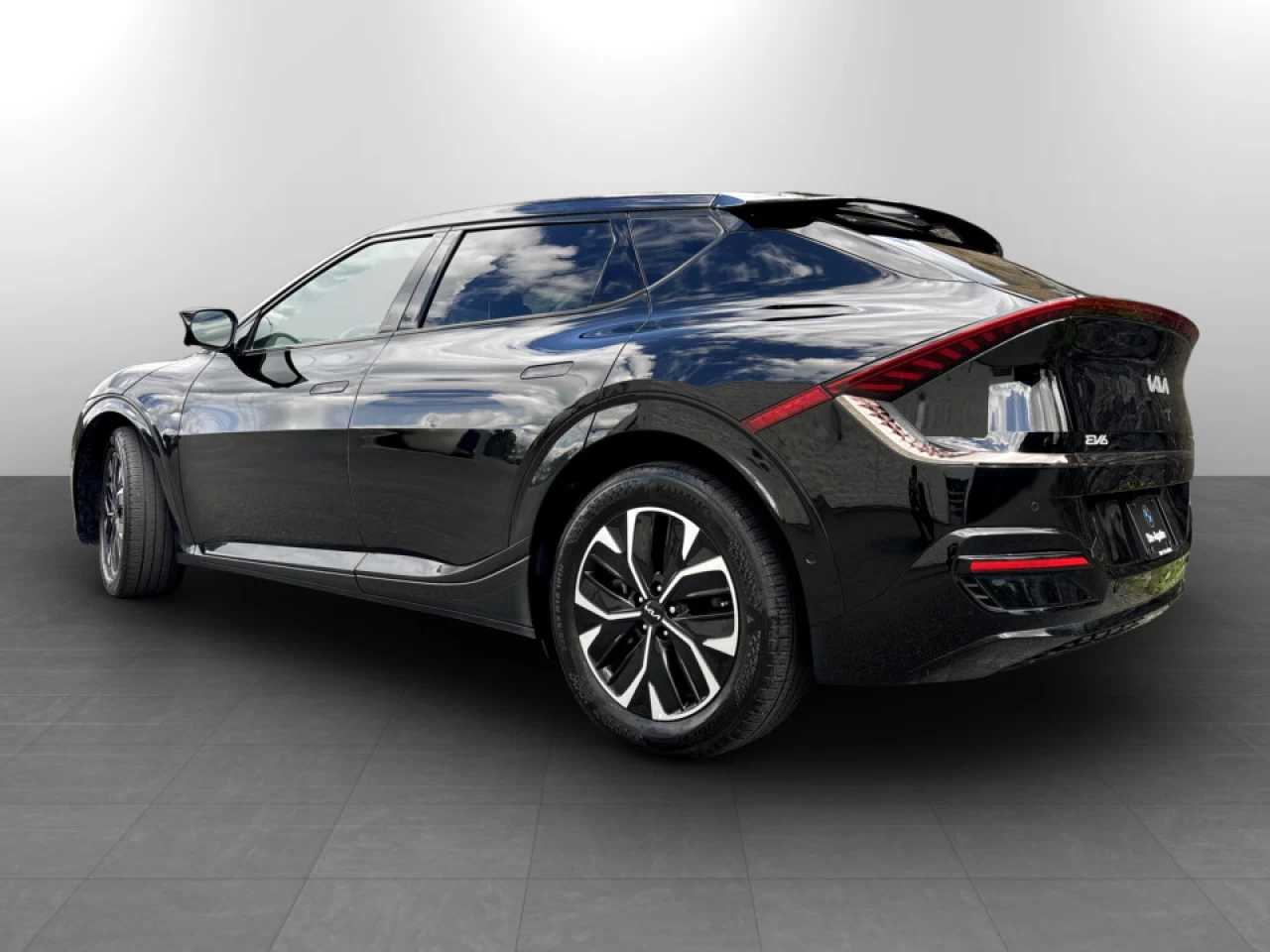2023 Kia EV6 - Image 3