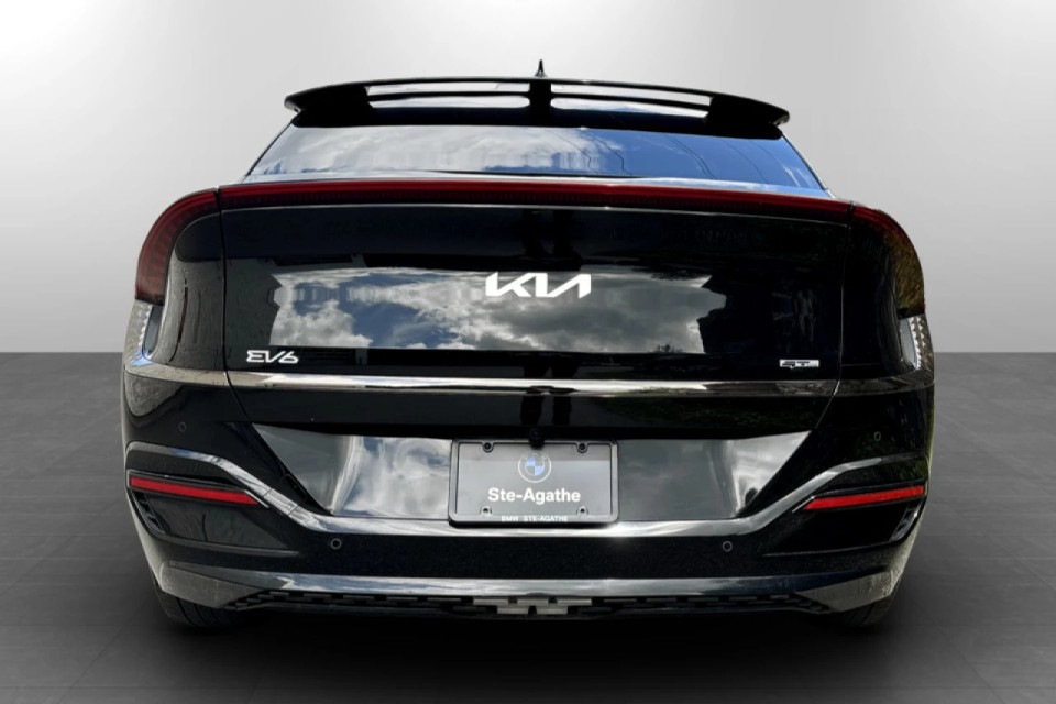 2023 Kia EV6 - Image 4