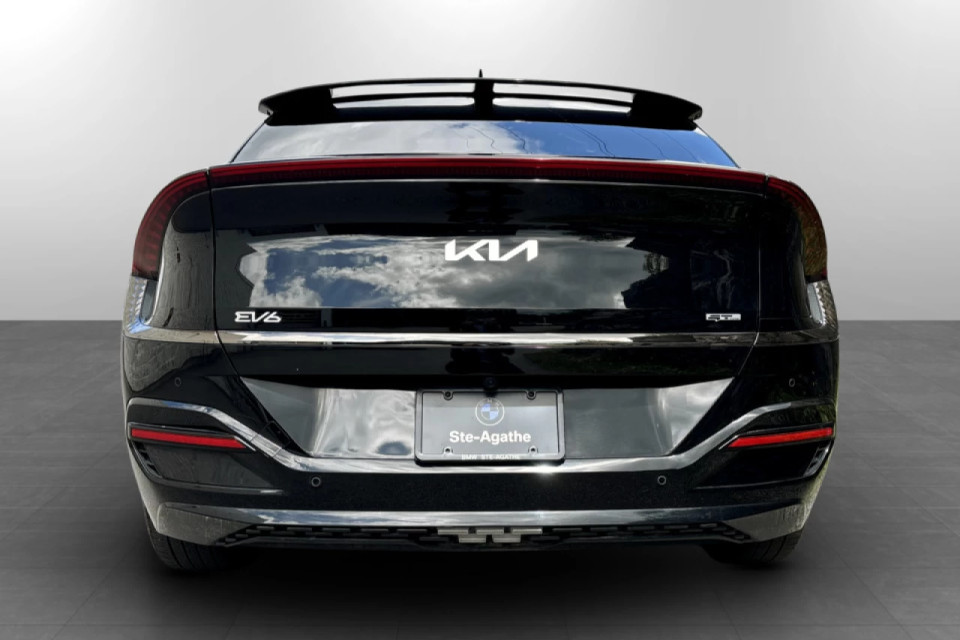 2023 Kia EV6 - Image 5