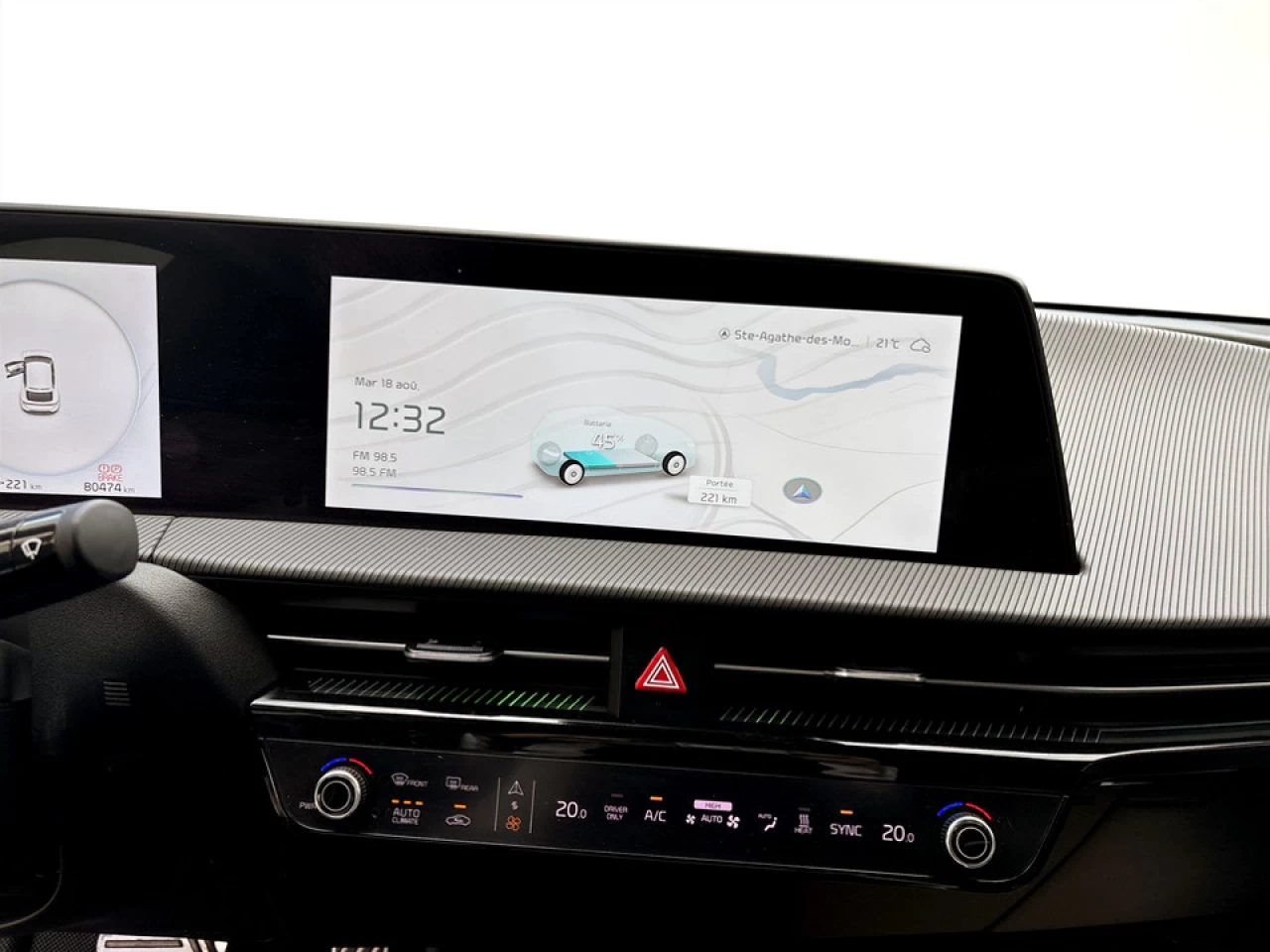 2023 Kia EV6 - Image 9