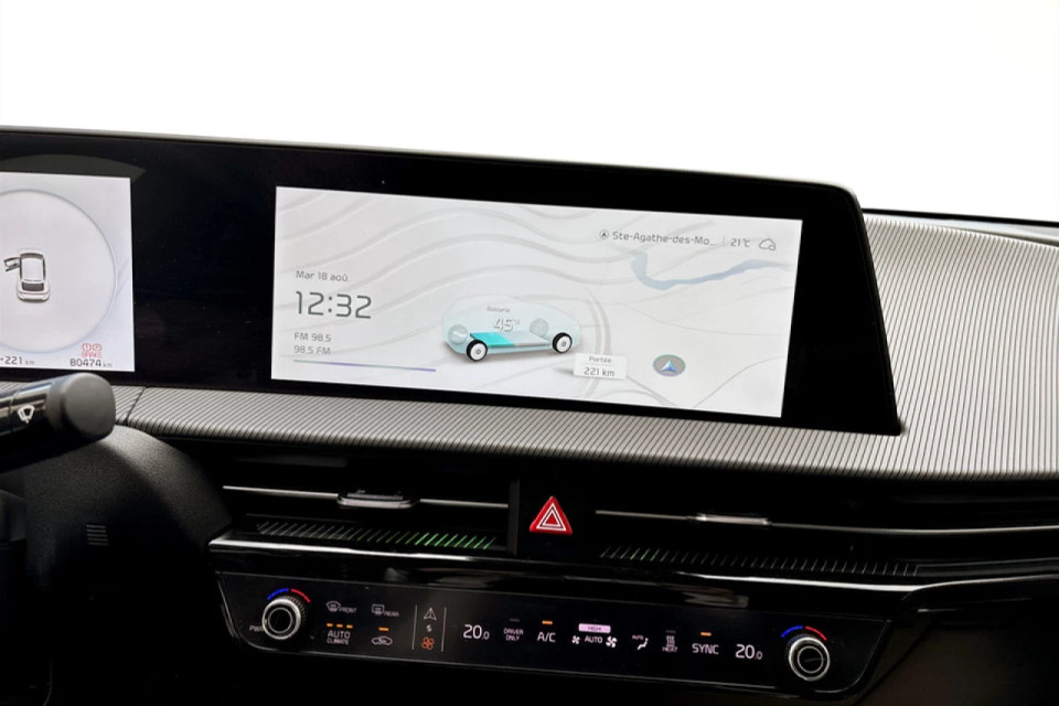 2023 Kia EV6 - Image 9