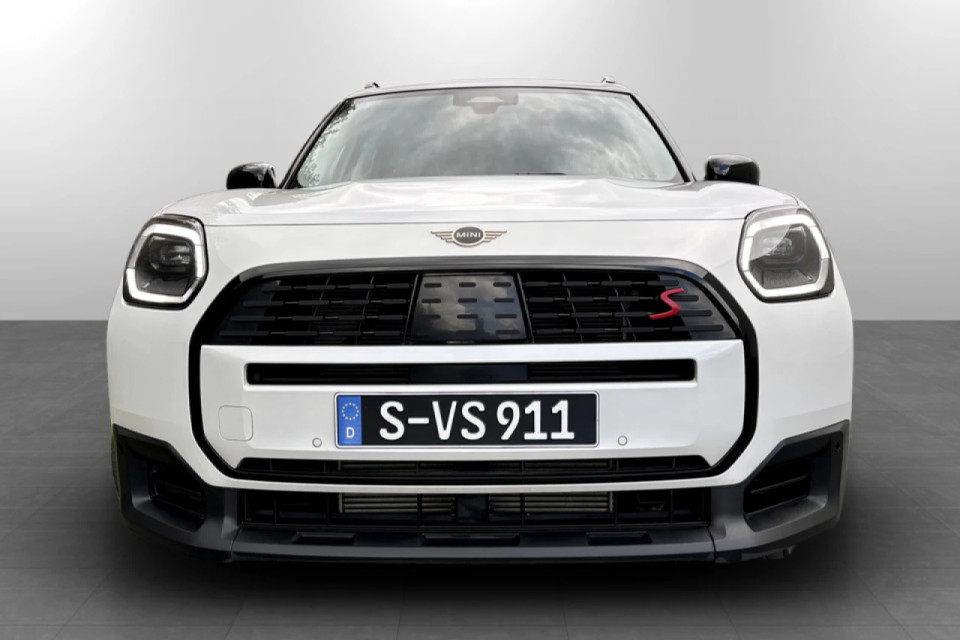 2025 Mini Cooper Countryman - Image 4