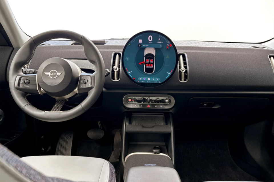 2025 Mini Cooper Countryman - Image 10