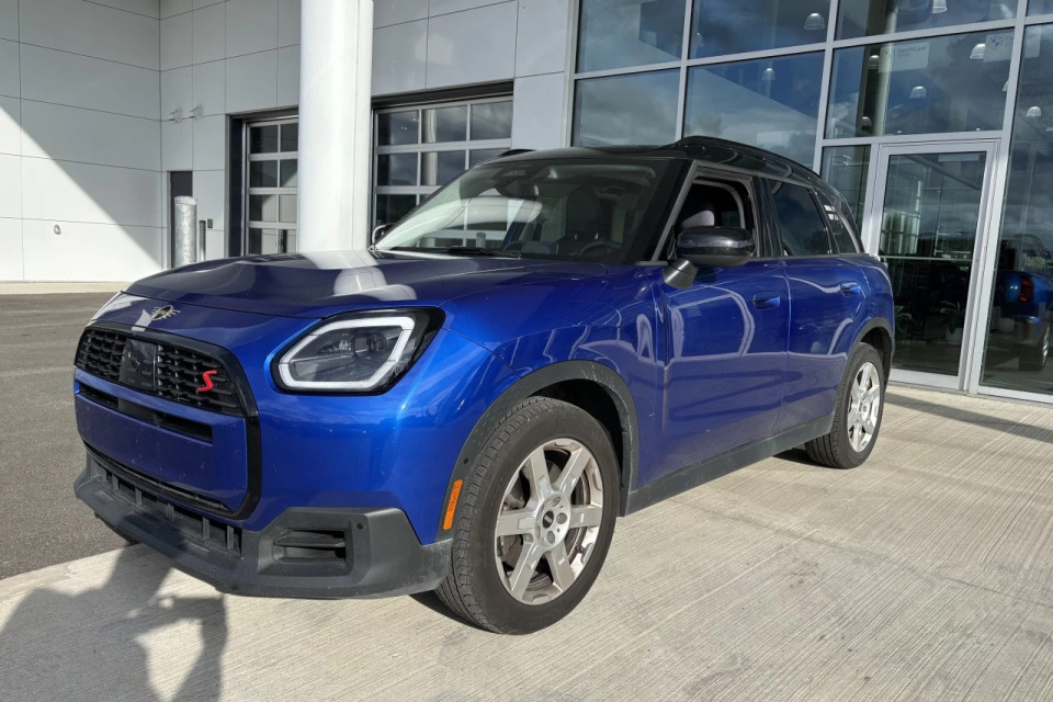 2025 Mini Cooper Countryman - Image 1