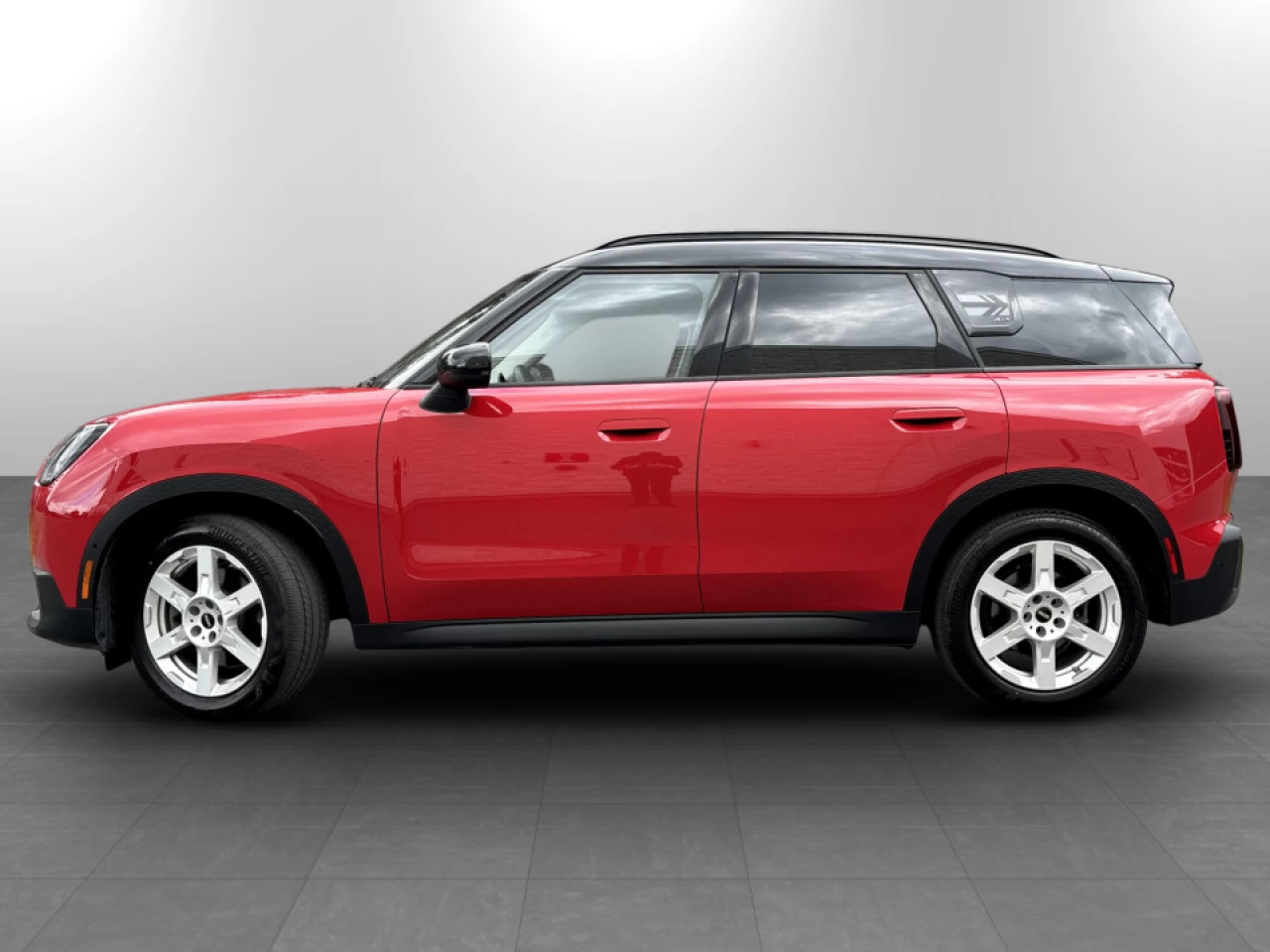 2025 Mini Countryman - Image 2