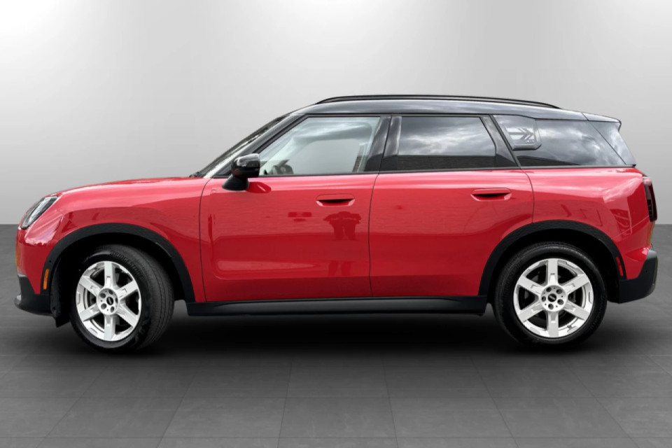 2025 Mini Countryman - Image 2