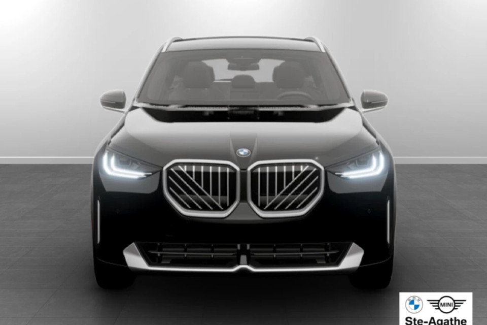 2026 BMW X3 - Image 3