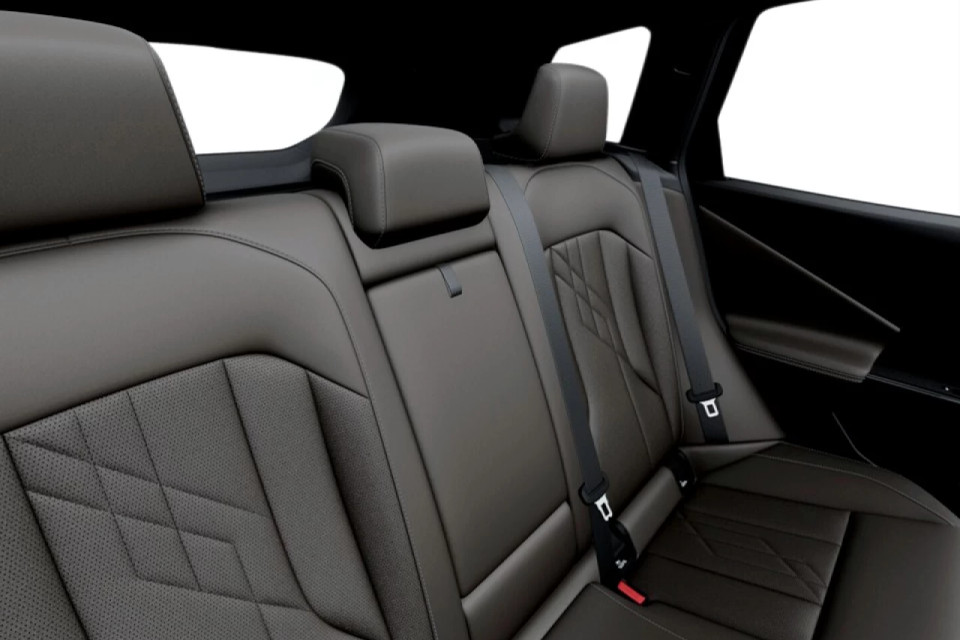 2026 BMW X3 - Image 11