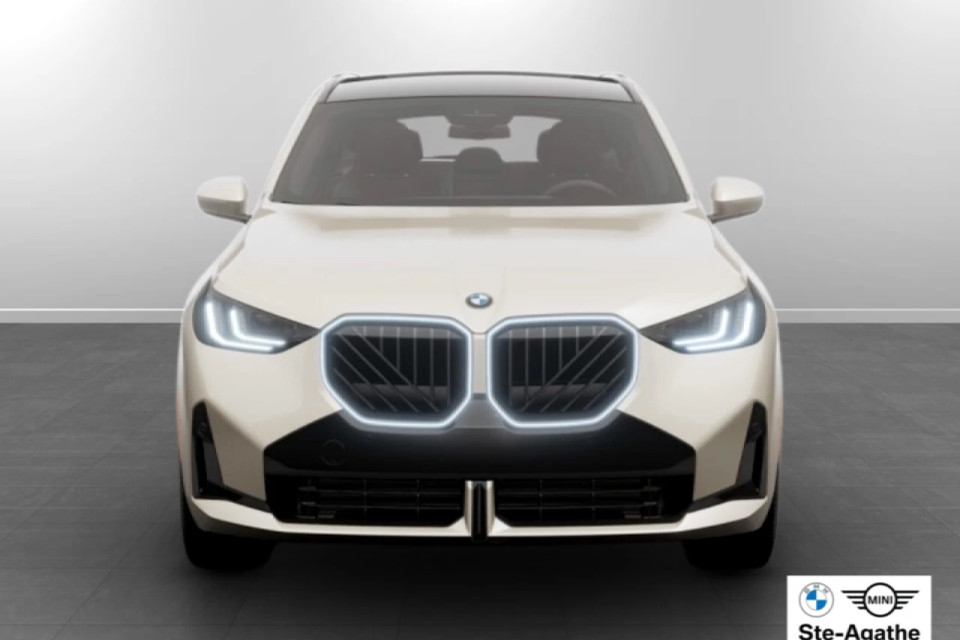 2026 BMW X3 - Image 3