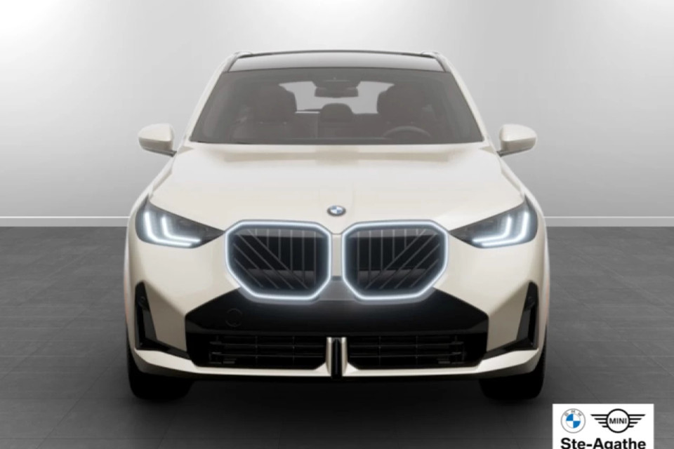 2026 BMW X3 - Image 3