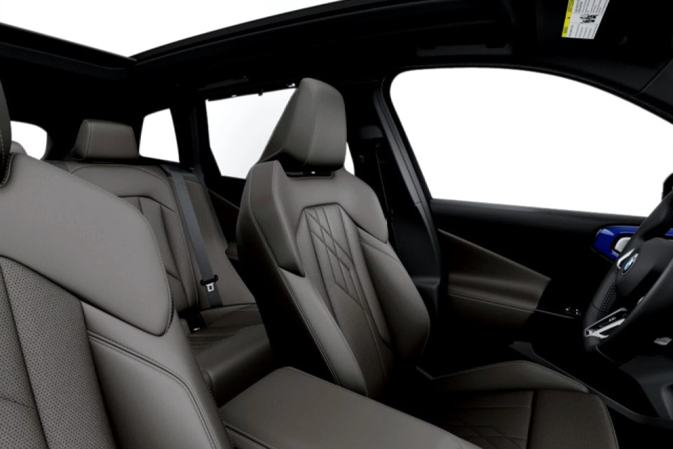 2026 BMW X3 - Image 9