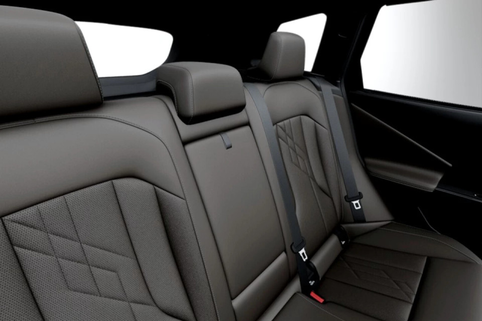 2026 BMW X3 - Image 12