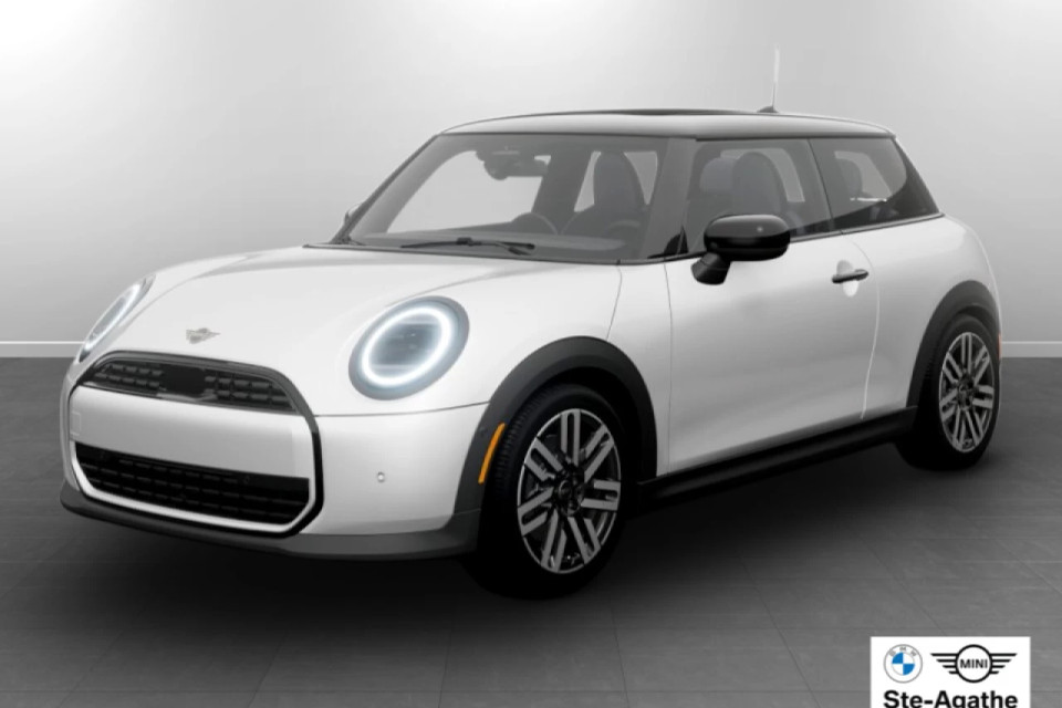2026 MINI 3 Door - Image 2