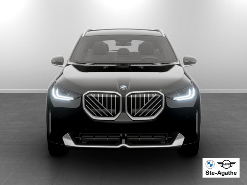 2026 BMW X3 - Image 3