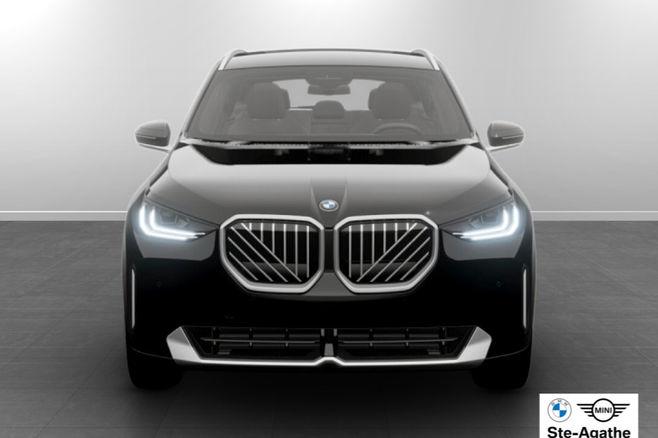 2026 BMW X3 - Image 3