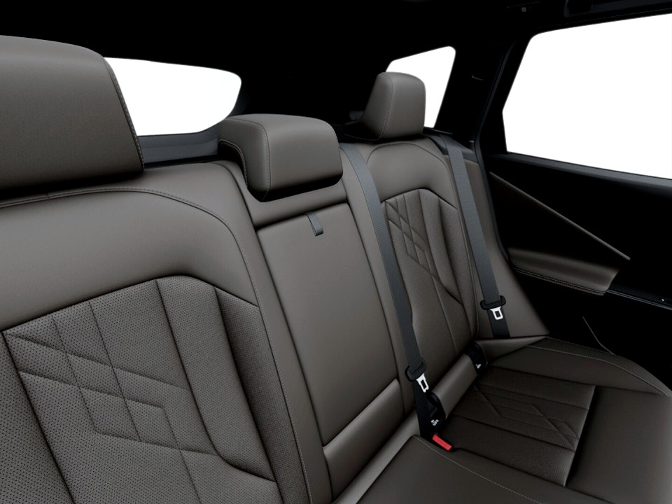 2026 BMW X3 - Image 11