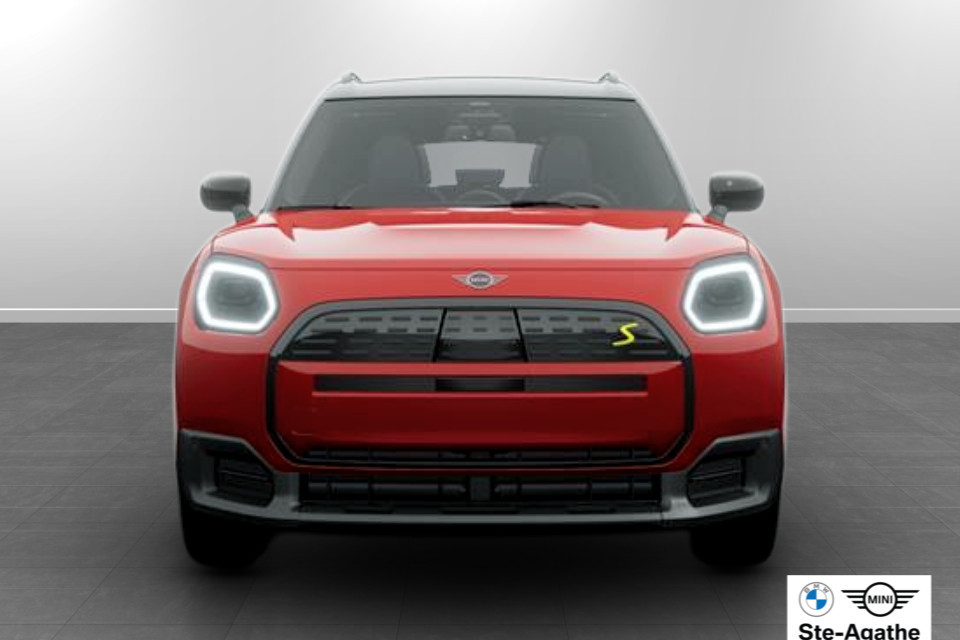 2027 MINI Countryman - Image 3