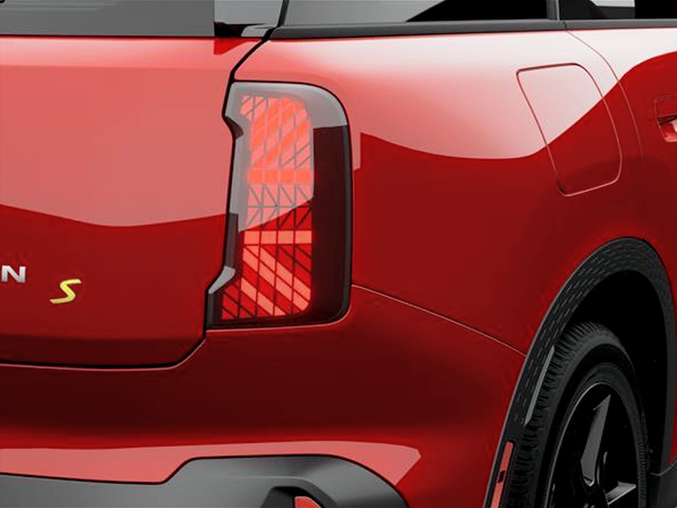 2027 MINI Countryman - Image 8