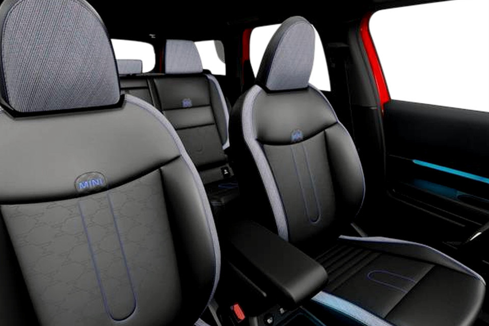 2027 MINI Countryman - Image 11