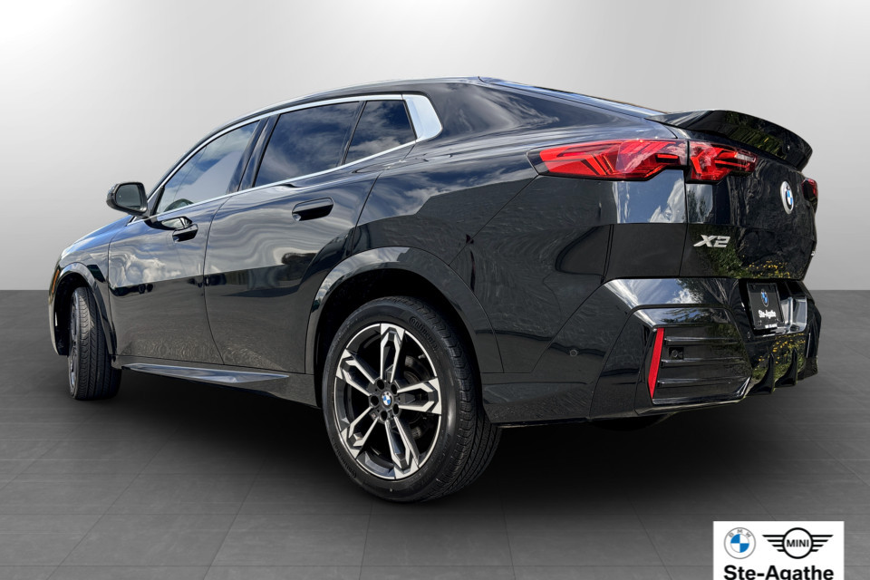 2025 BMW X2 - Image 3