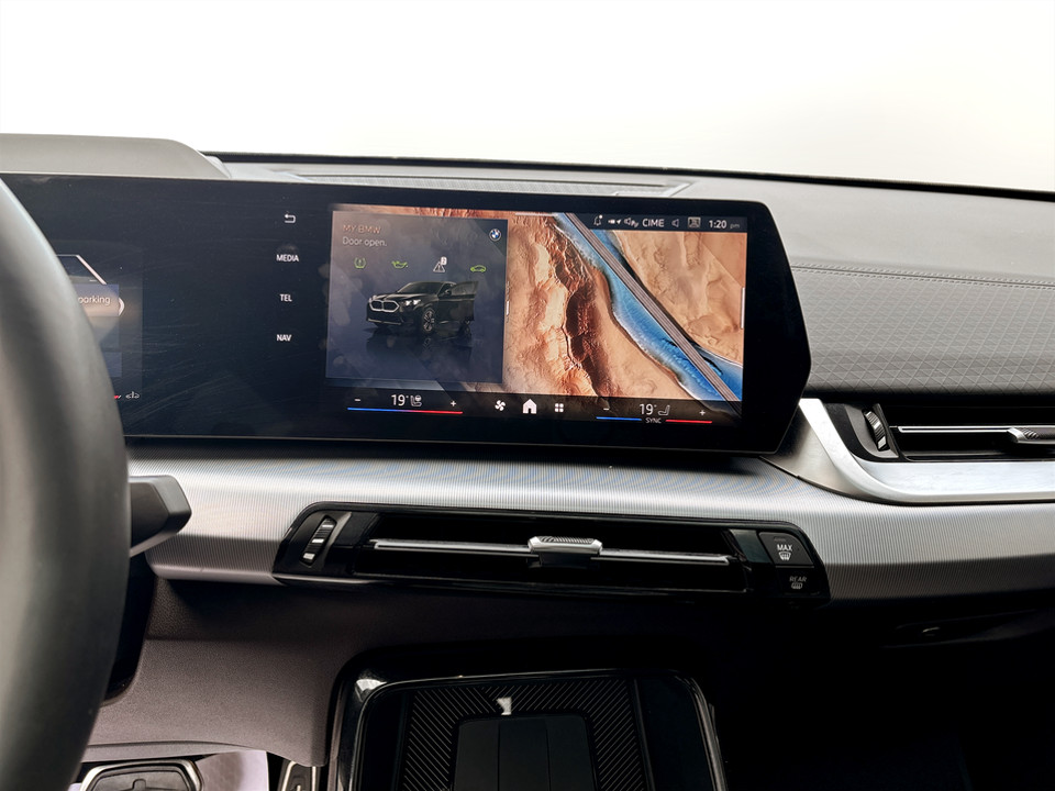 2025 BMW X2 - Image 9