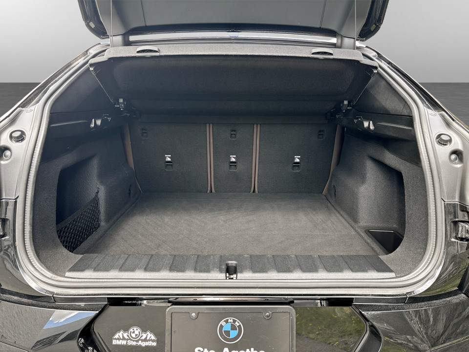 2025 BMW X2 - Image 13