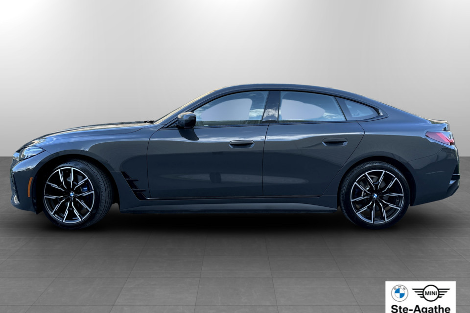 2025 BMW i4 - Image 2